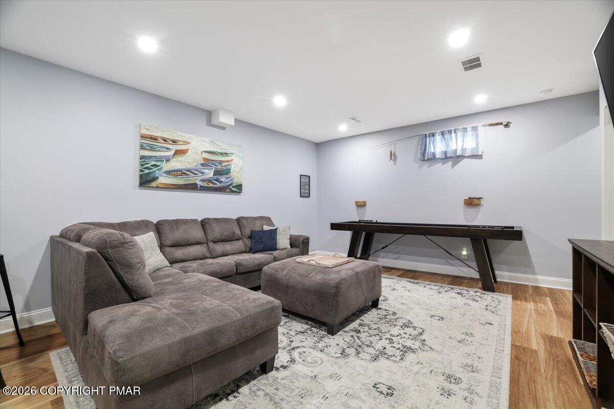 148 N Lake Drive Property Photo 36
