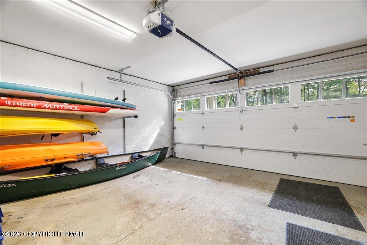 148 N Lake Drive Property Photo 41
