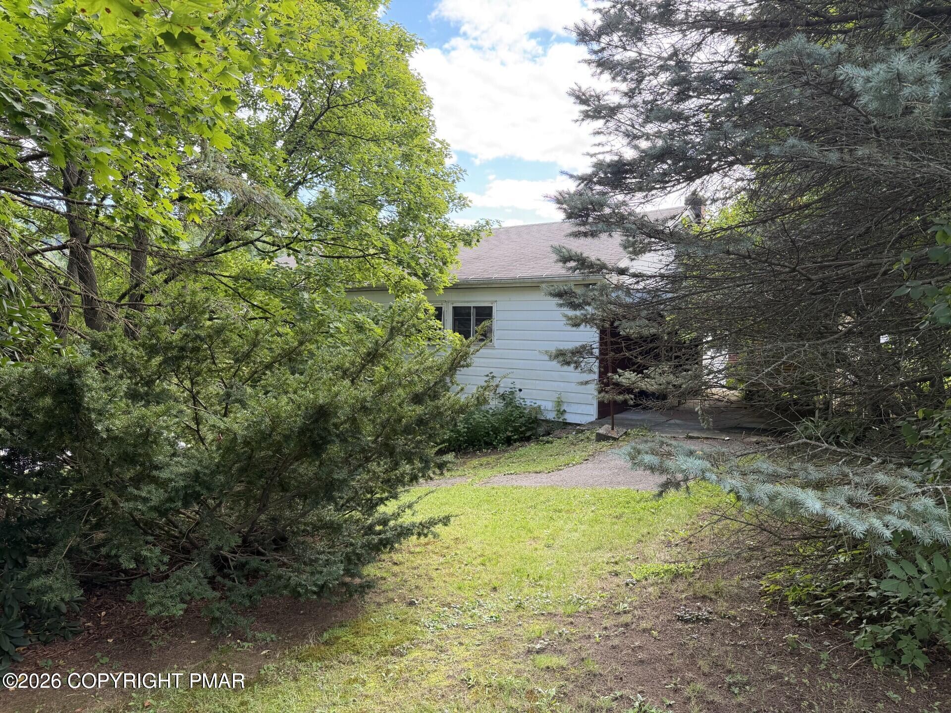 17 E Mussmano Avenue Property Photo 9
