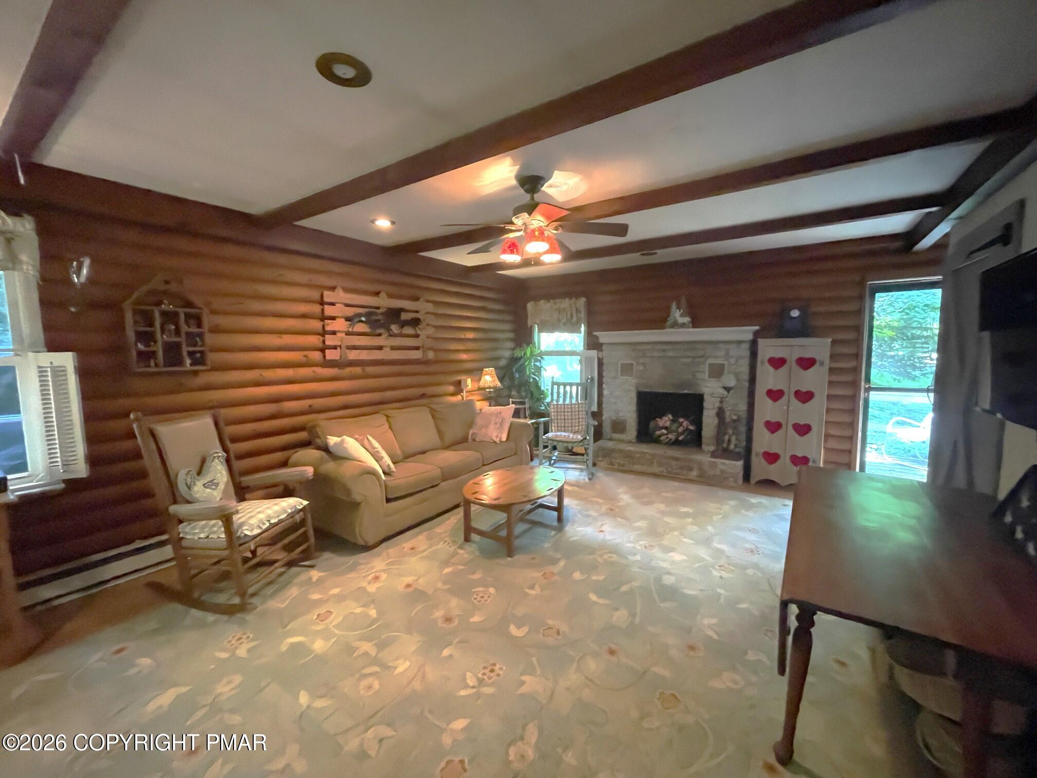 25 Shelly Court Property Photo 2