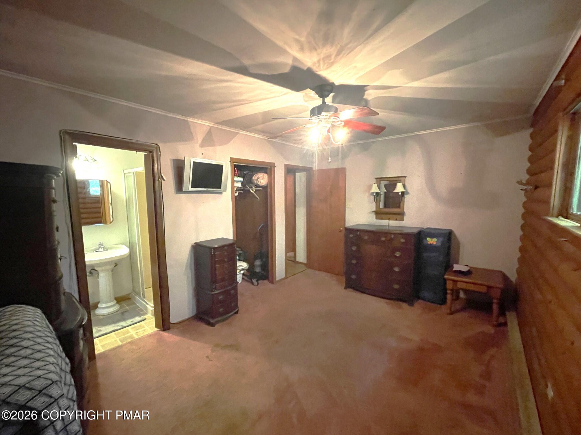 25 Shelly Court Property Photo 12
