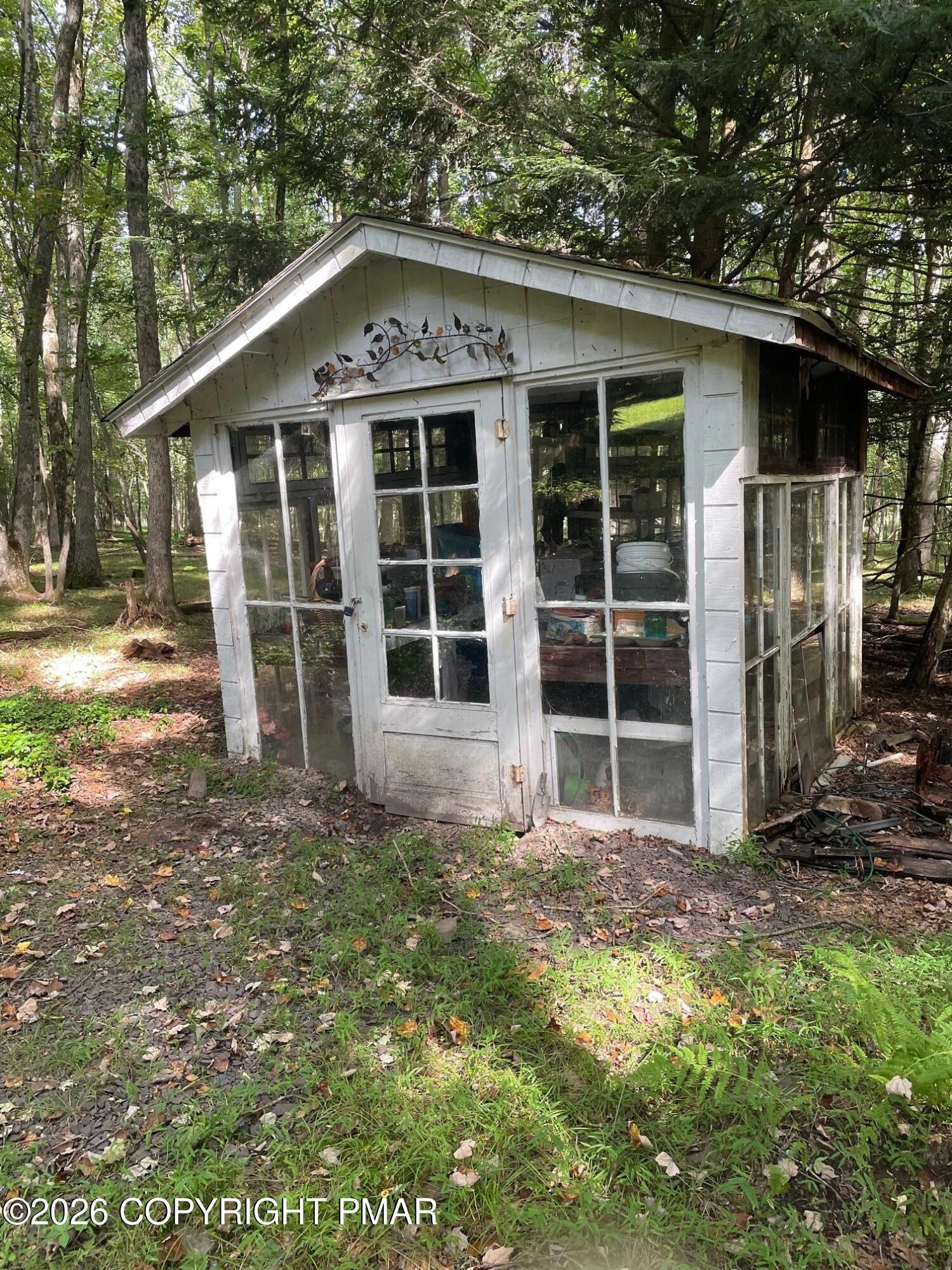 25 Shelly Court Property Photo 27