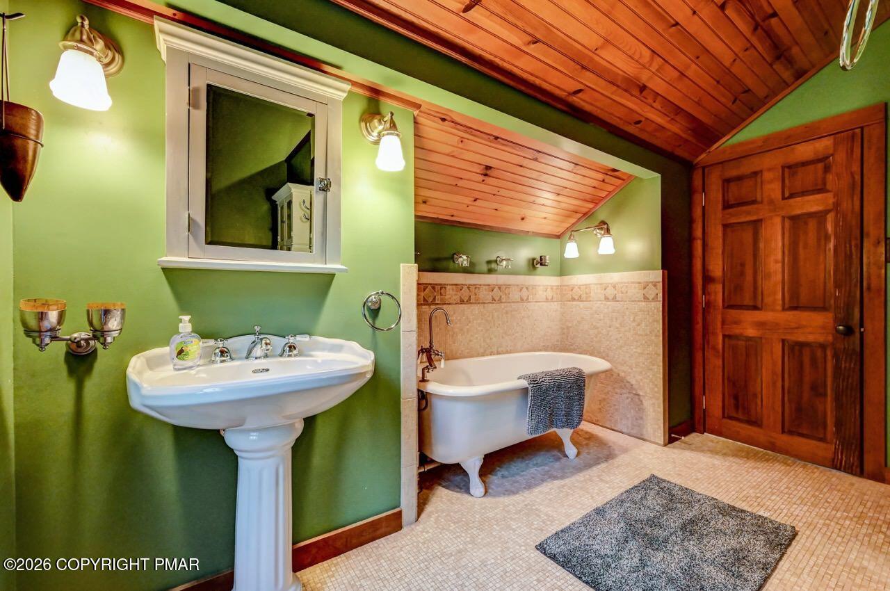 614 Lavender Lane Property Photo 52
