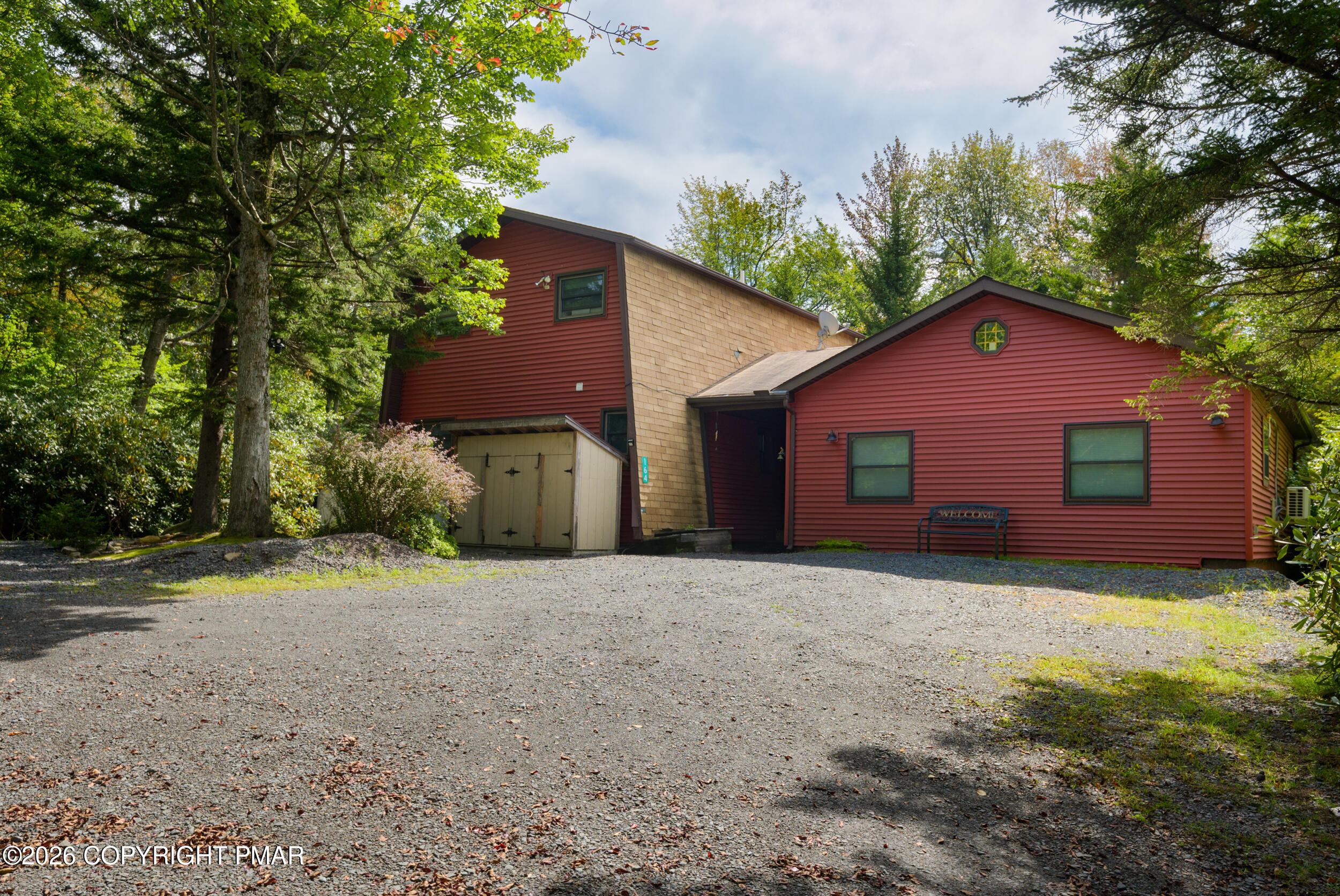 164 Iroquois Trail Property Photo 1