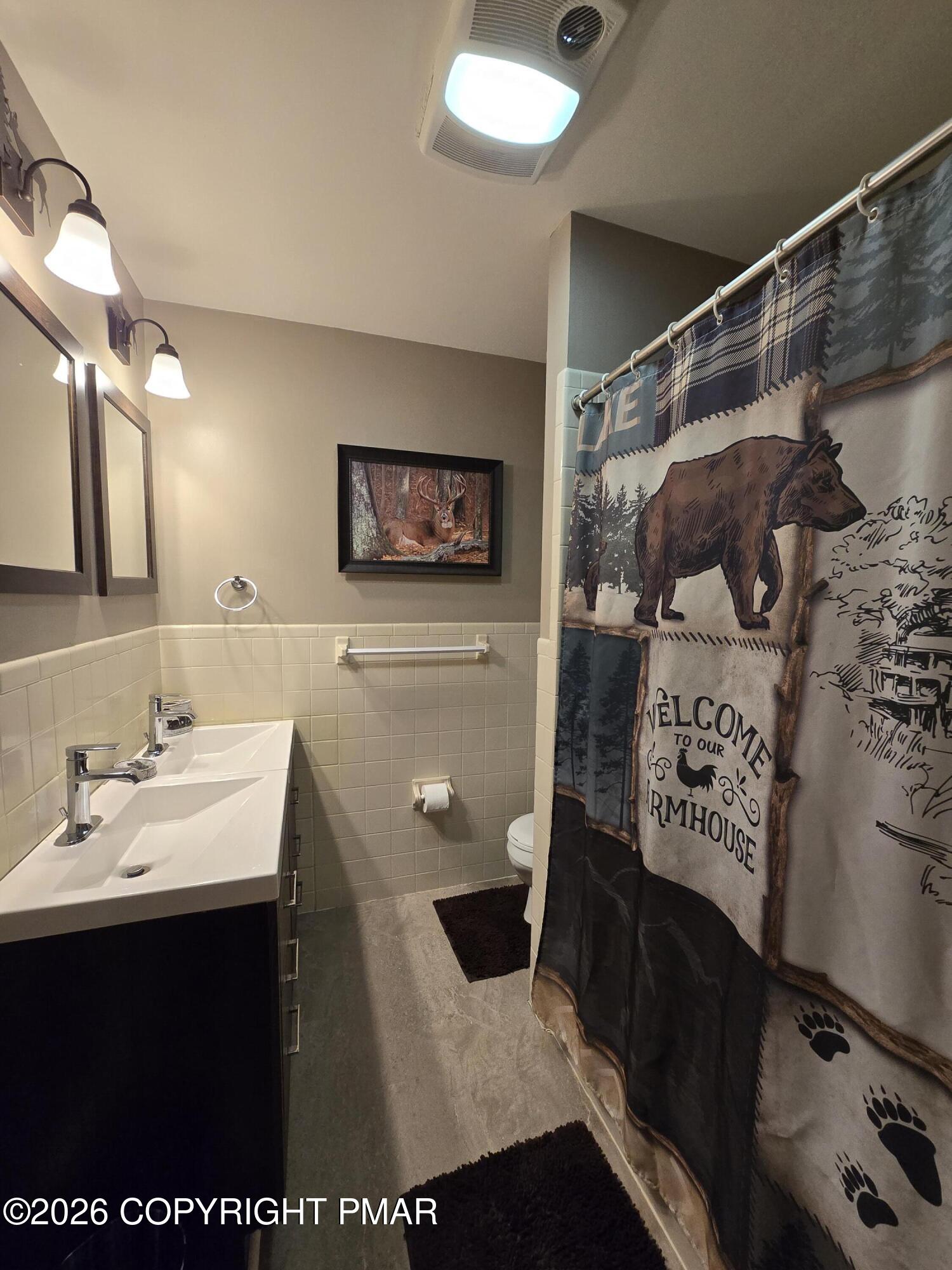 156 Pineknoll Drive Property Photo 10