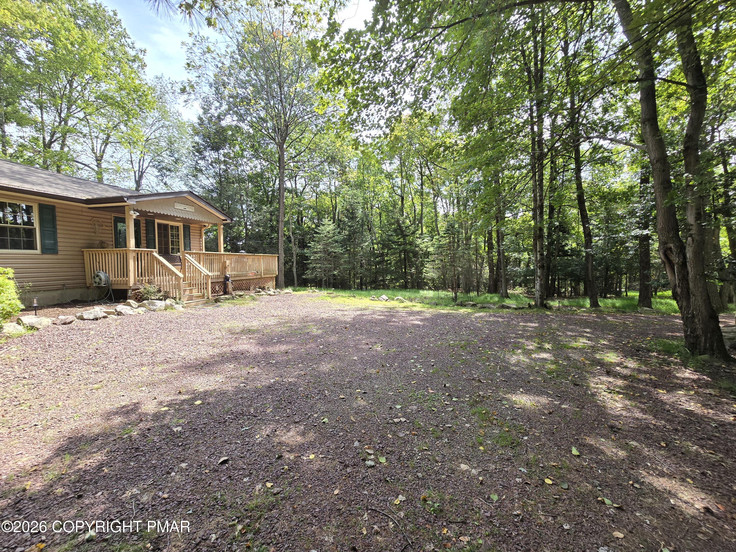 156 Pineknoll Drive Property Photo 28