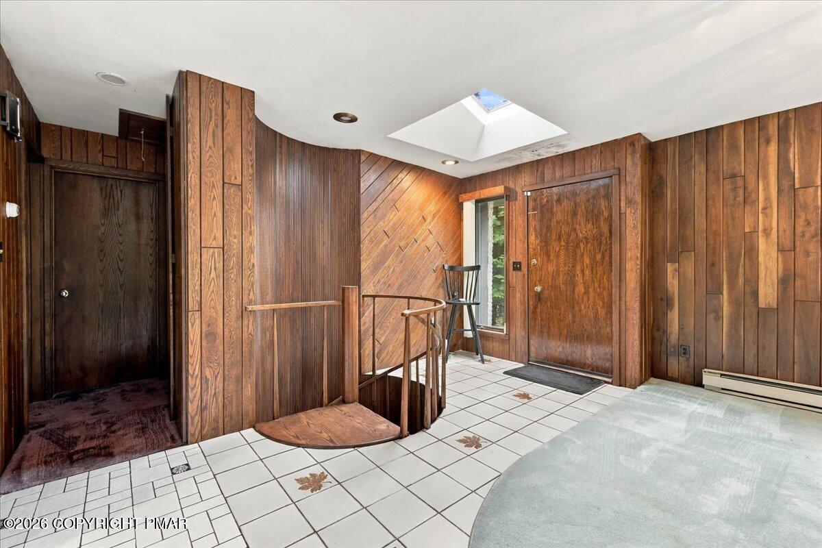 1586 Sullivan Trail Property Photo 8
