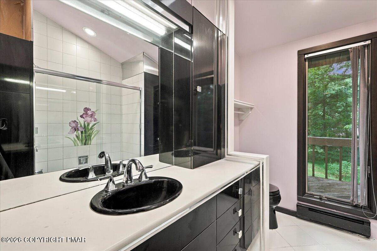 1586 Sullivan Trail Property Photo 25
