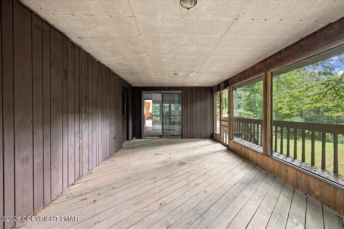 1586 Sullivan Trail Property Photo 30