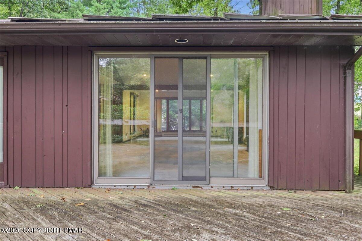 1586 Sullivan Trail Property Photo 33