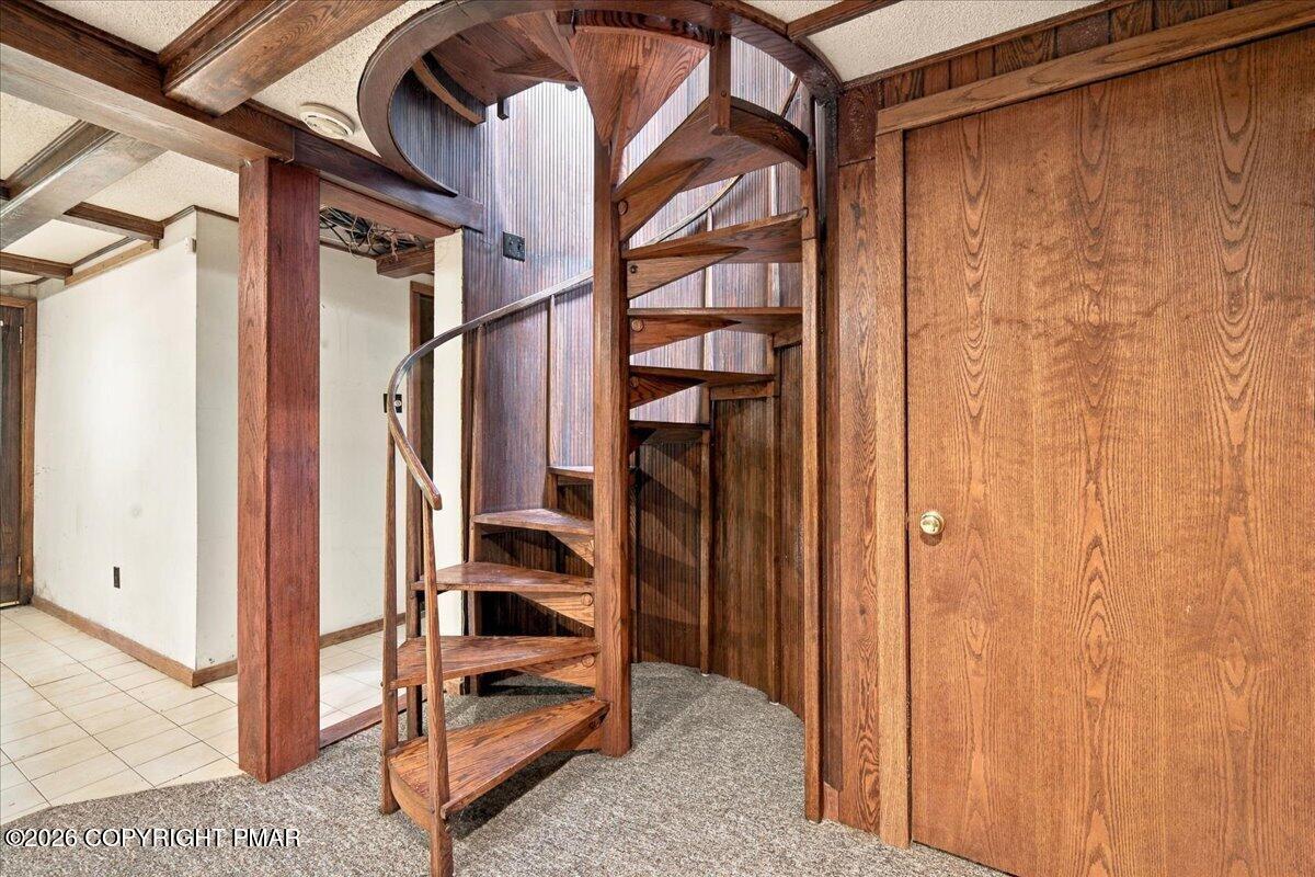 1586 Sullivan Trail Property Photo 37