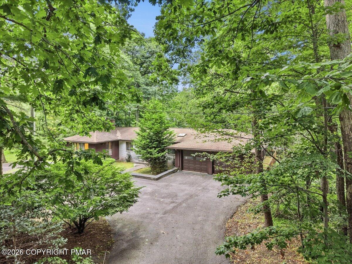 1586 Sullivan Trail Property Photo 53