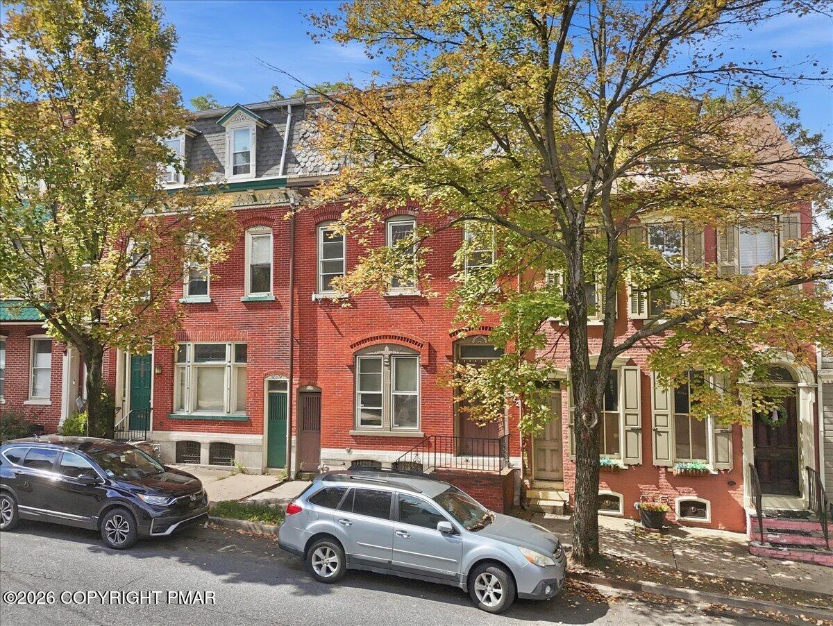 322 N Eighth Street Property Photo 4