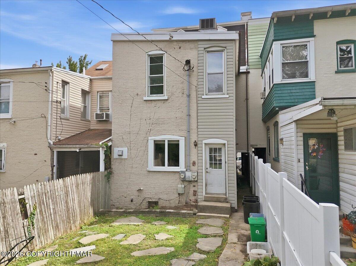 322 N Eighth Street Property Photo 59