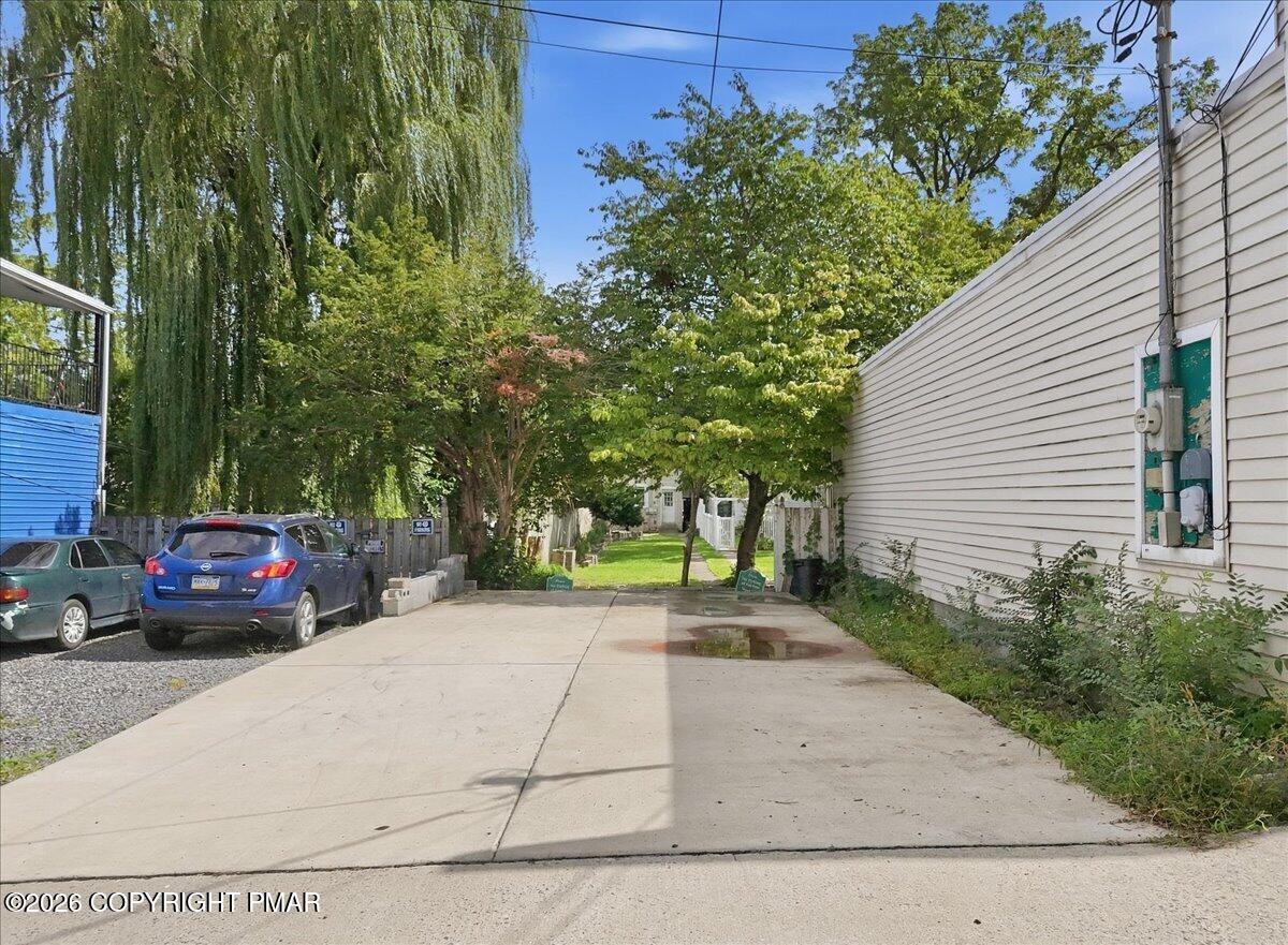 322 N Eighth Street Property Photo 65