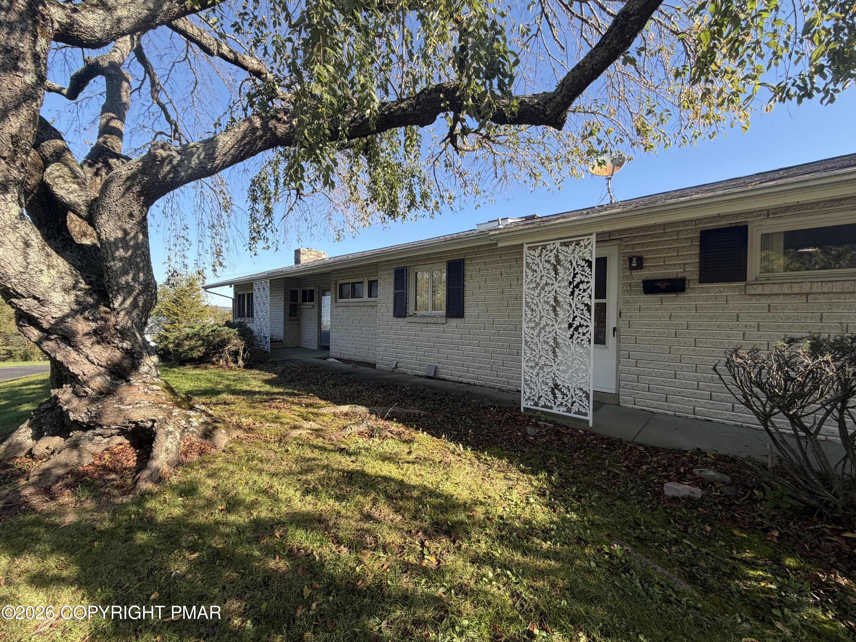 1016 Lindbergh Avenue Property Photo 2