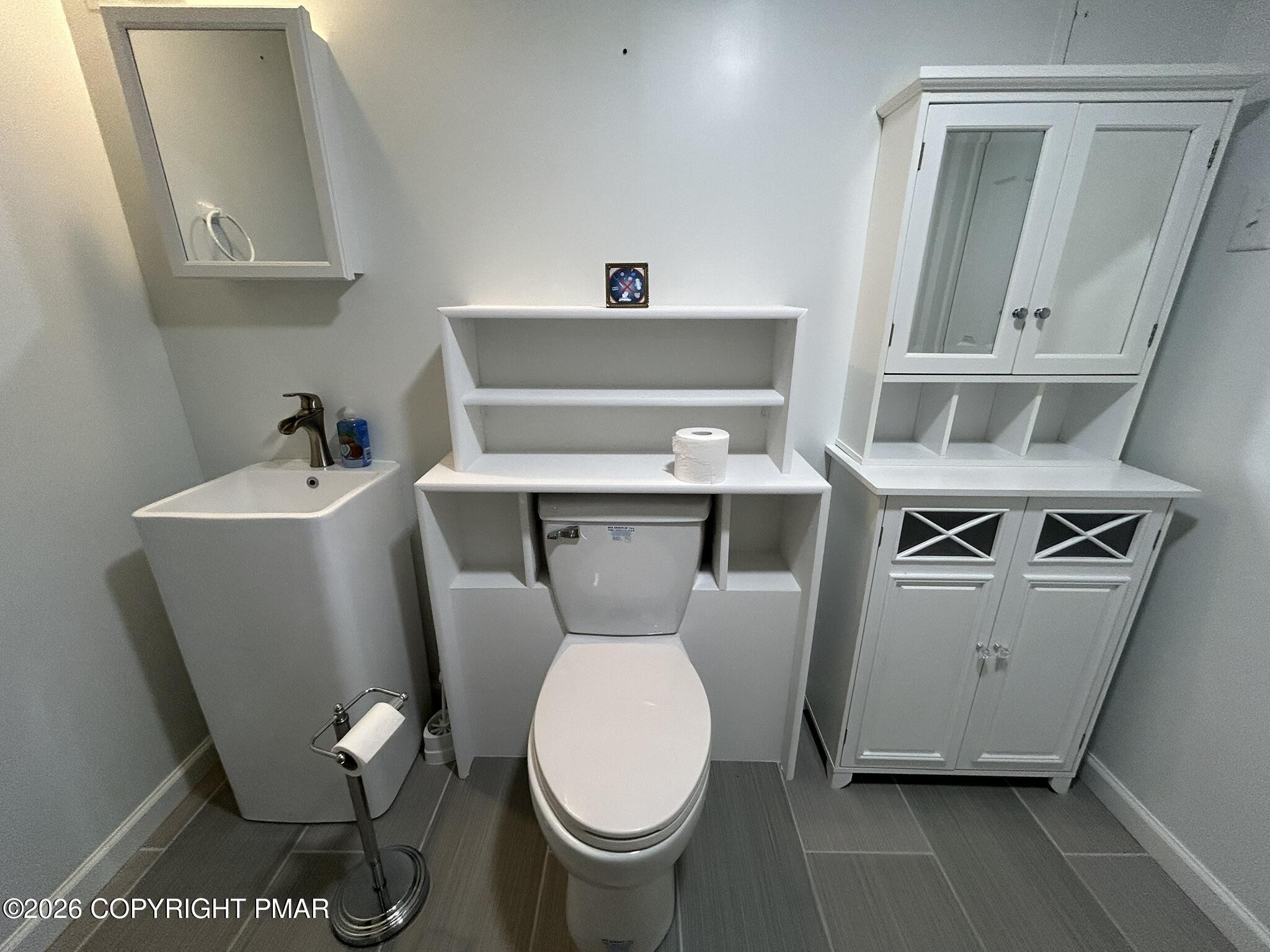 122 Nicoll Lane B Property Photo 25