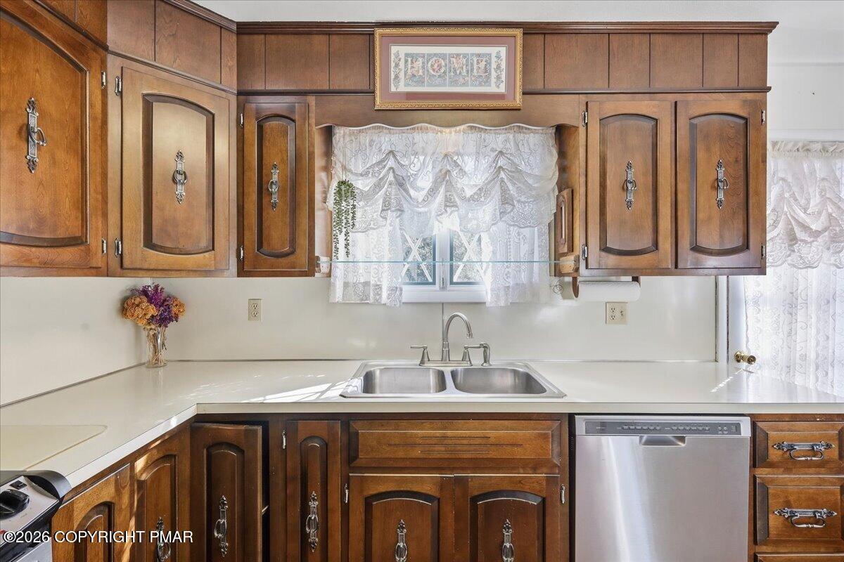 7121 Kingstead Drive Property Photo 22