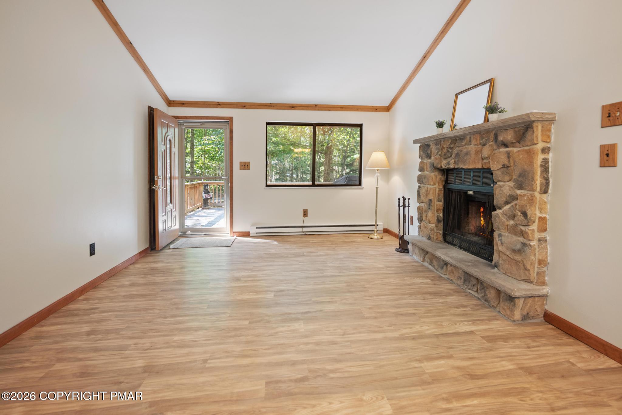 391 Berry Lane Property Photo 14