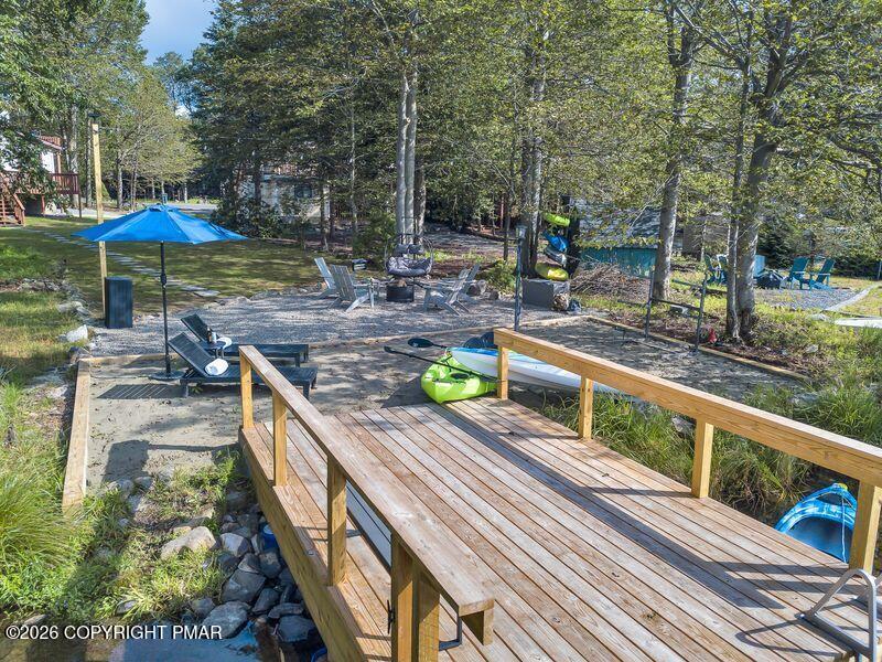 6029 Boardwalk Drive Property Photo 12