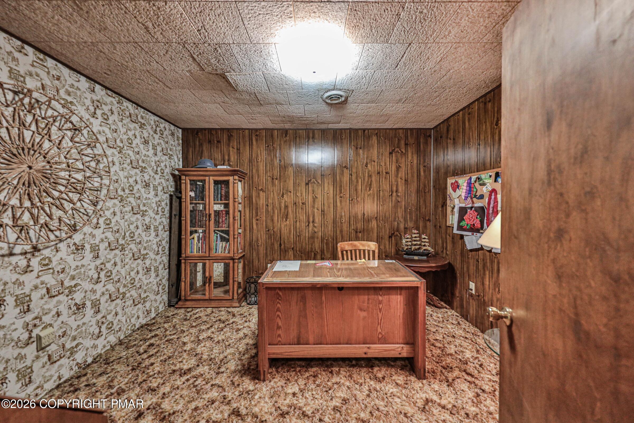 295 Crown View Avenue Property Photo 33