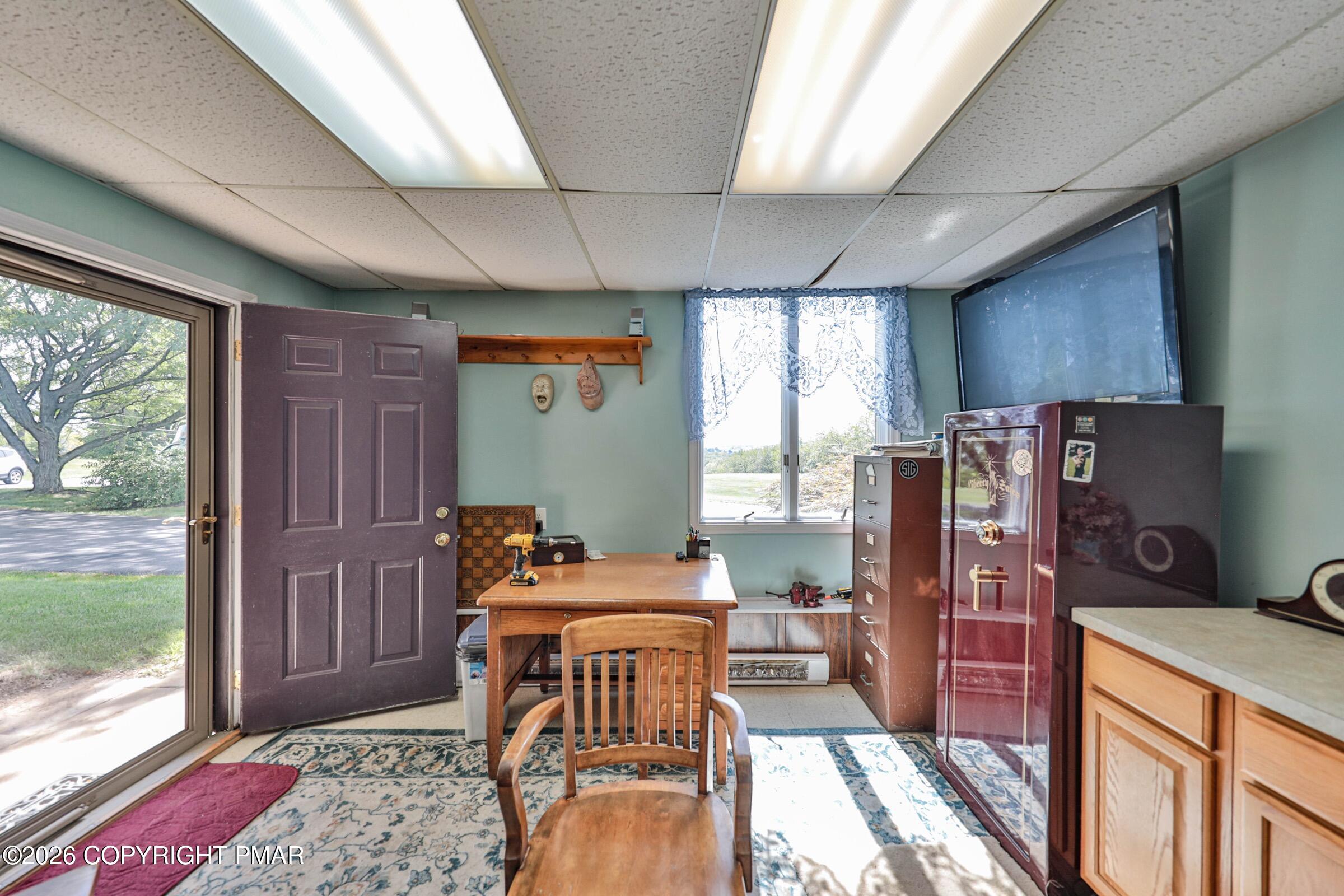 295 Crown View Avenue Property Photo 49