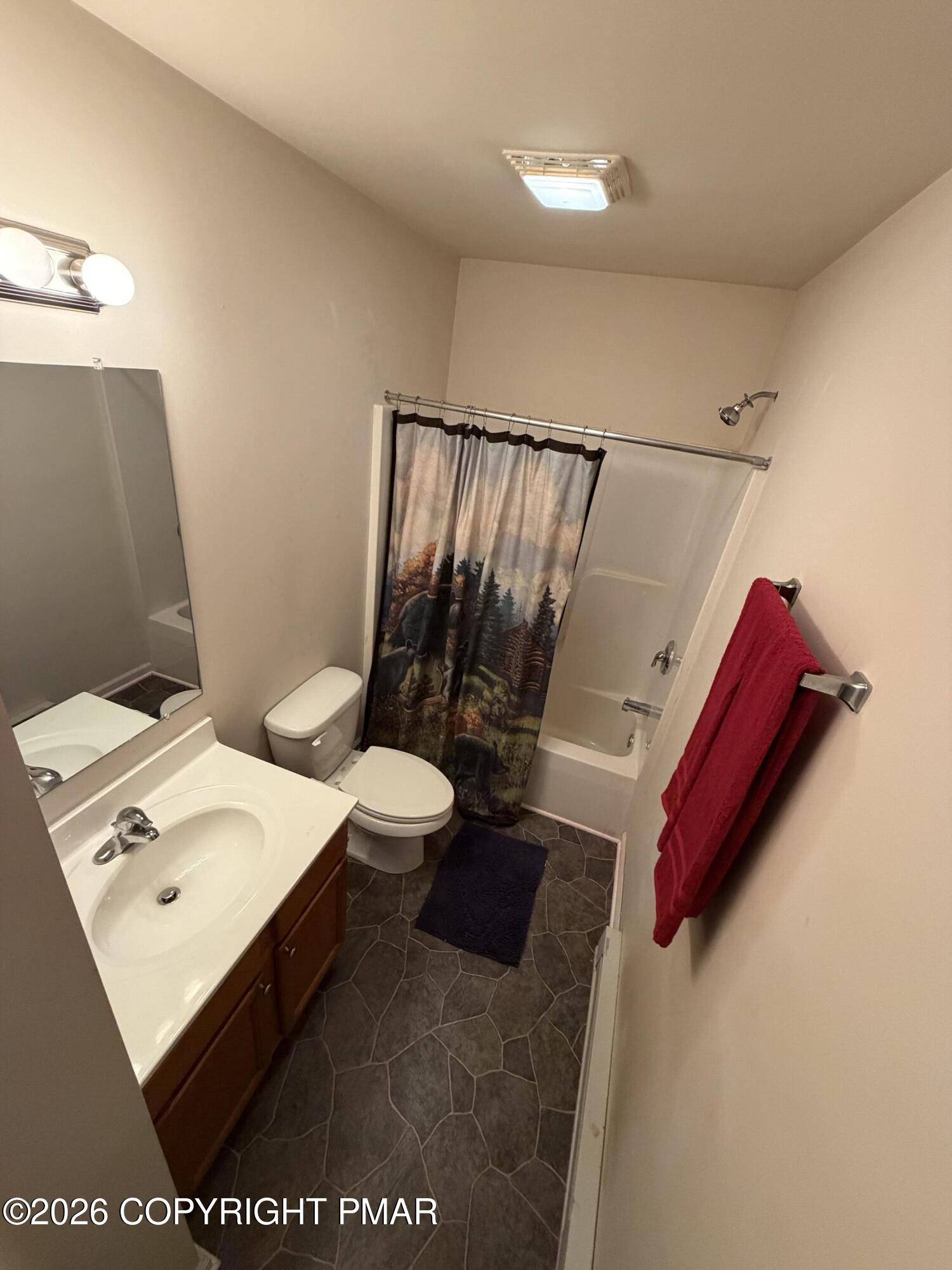 230 Delaware Drive Property Photo 18