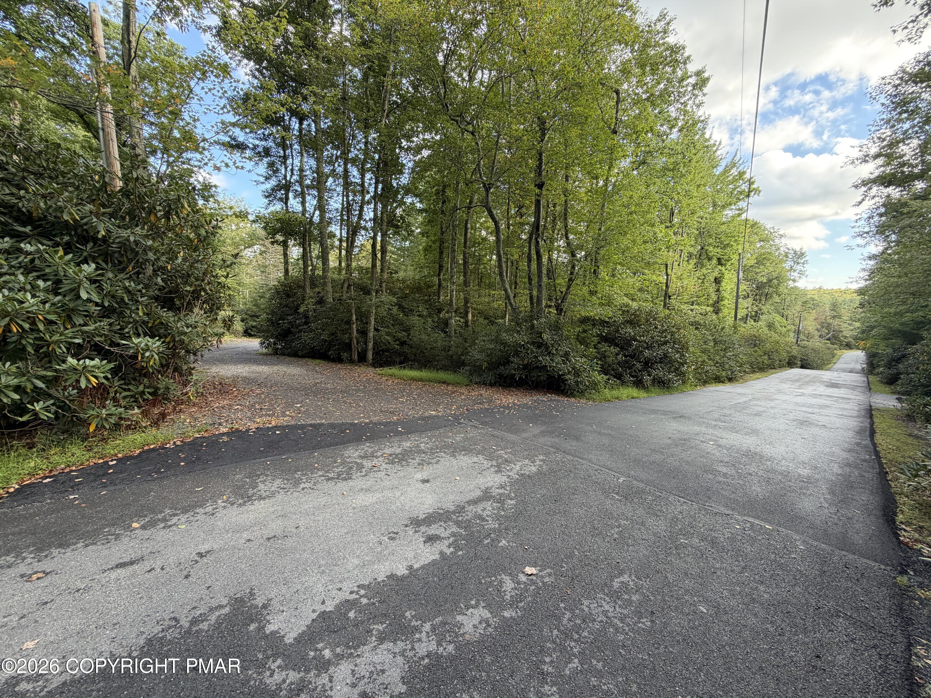 230 Delaware Drive Property Photo 23
