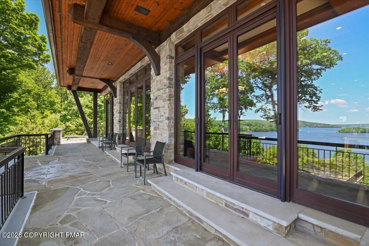 165 Pennwood Drive Property Photo 10