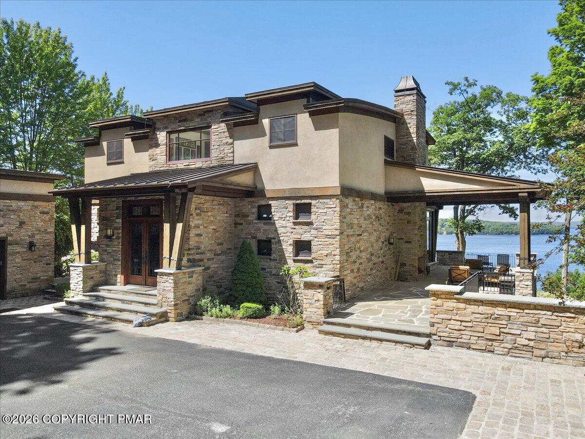 165 Pennwood Drive Property Photo 16