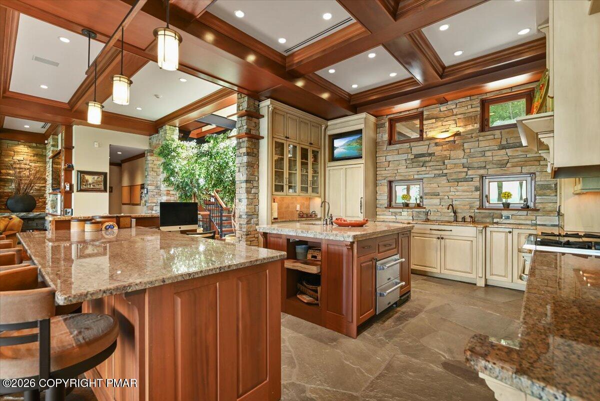 165 Pennwood Drive Property Photo 28