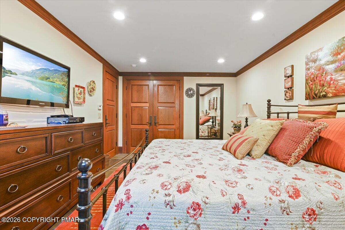 165 Pennwood Drive Property Photo 59