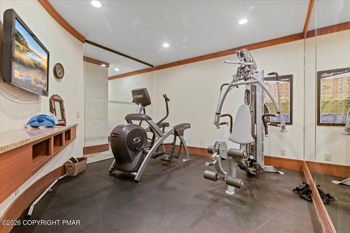 165 Pennwood Drive Property Photo 70