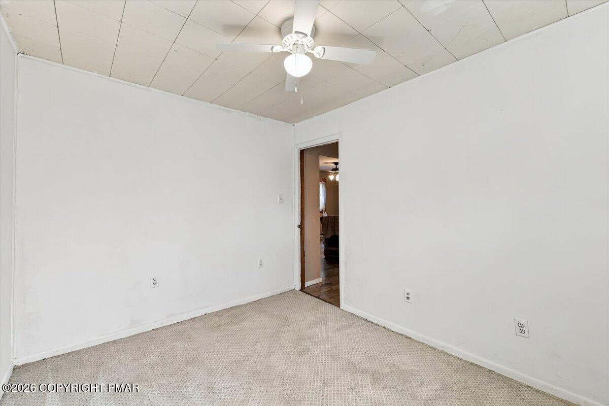 8827 Twin Lake Drive Property Photo 15