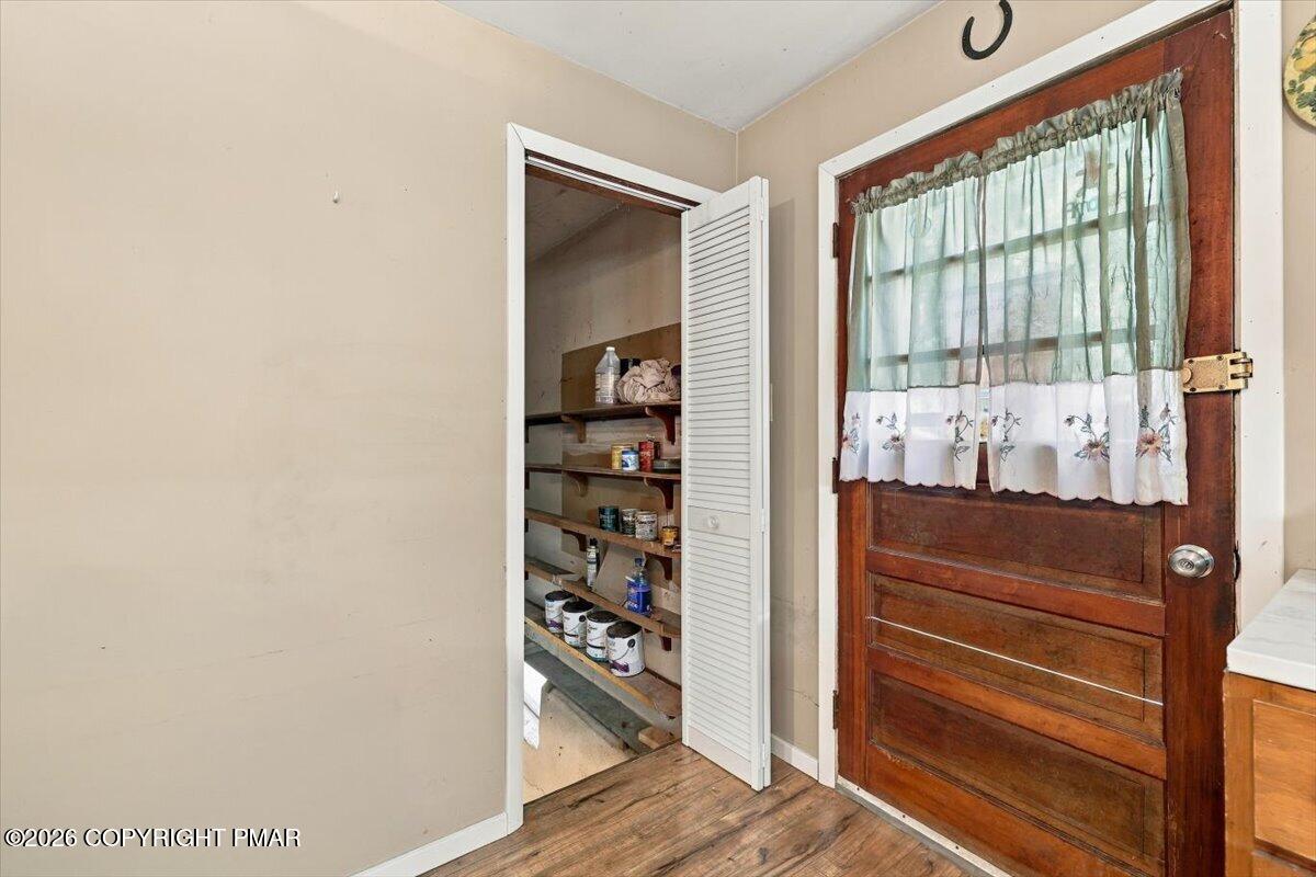 8827 Twin Lake Drive Property Photo 16