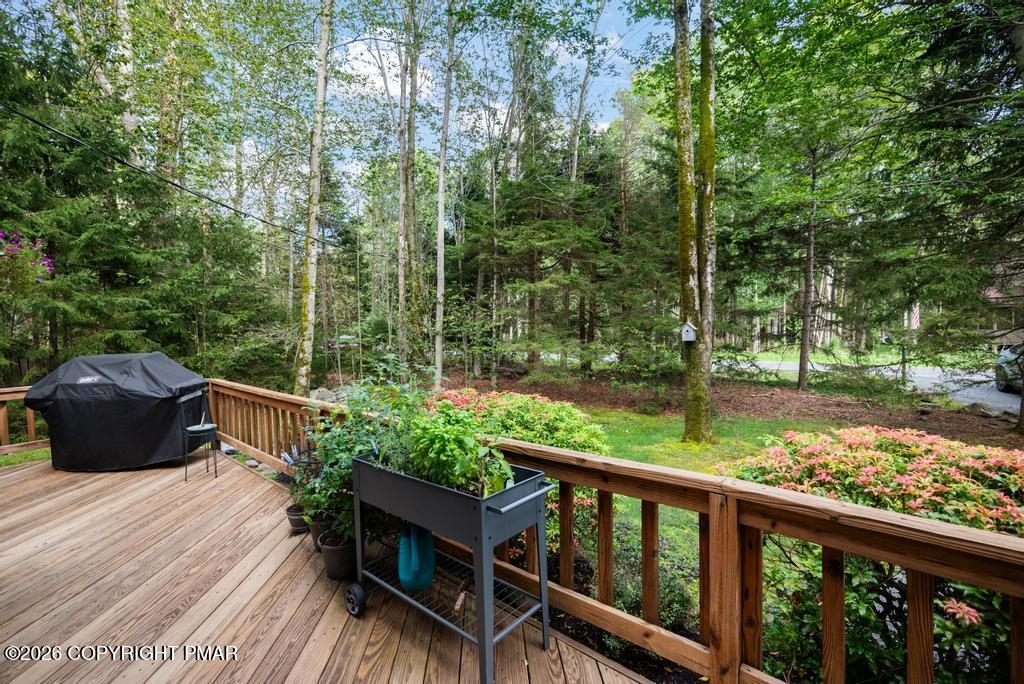 5439 Woodland Avenue Property Photo 37