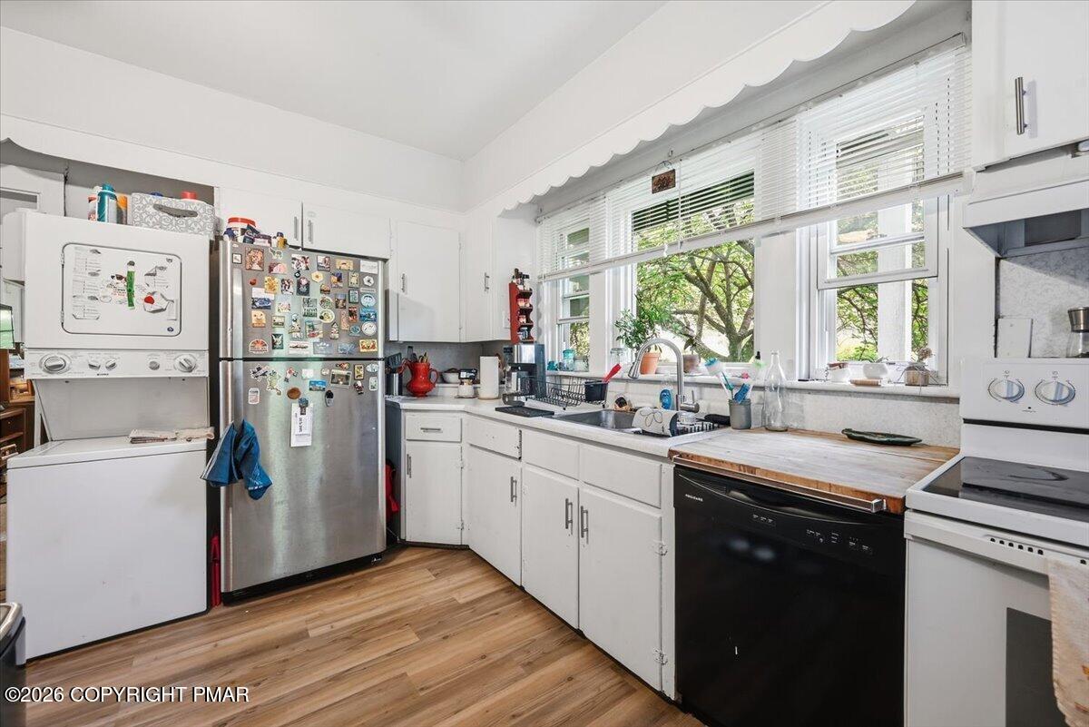 102 E Brown Street Property Photo 26
