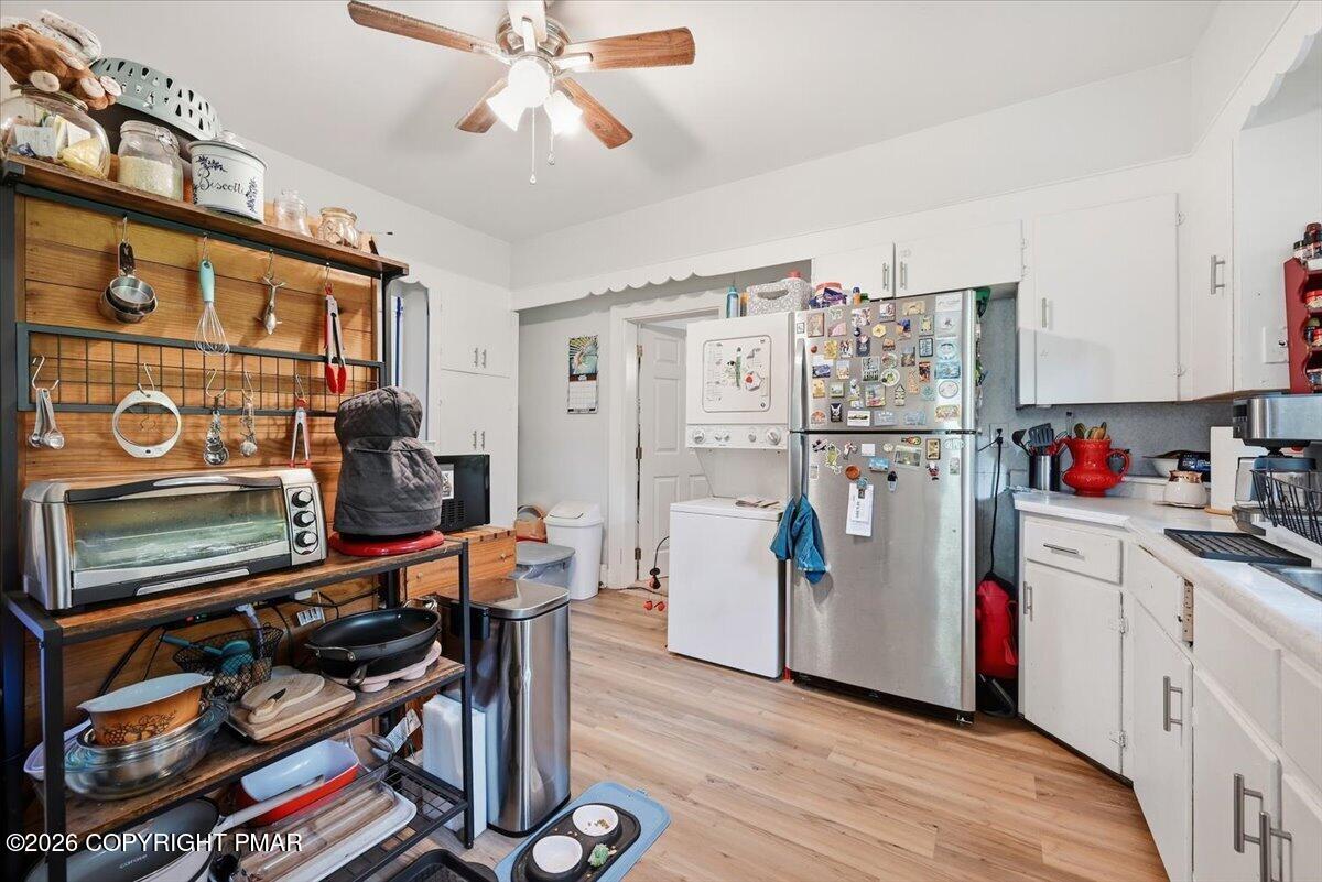 102 E Brown Street Property Photo 31