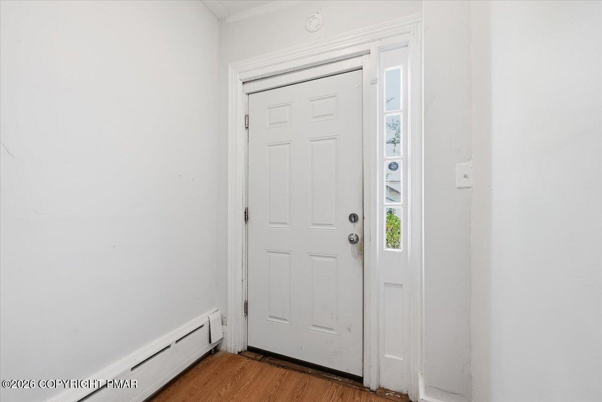 102 E Brown Street Property Photo 38