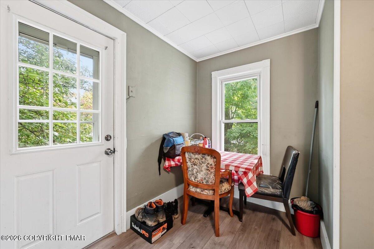 102 E Brown Street Property Photo 42