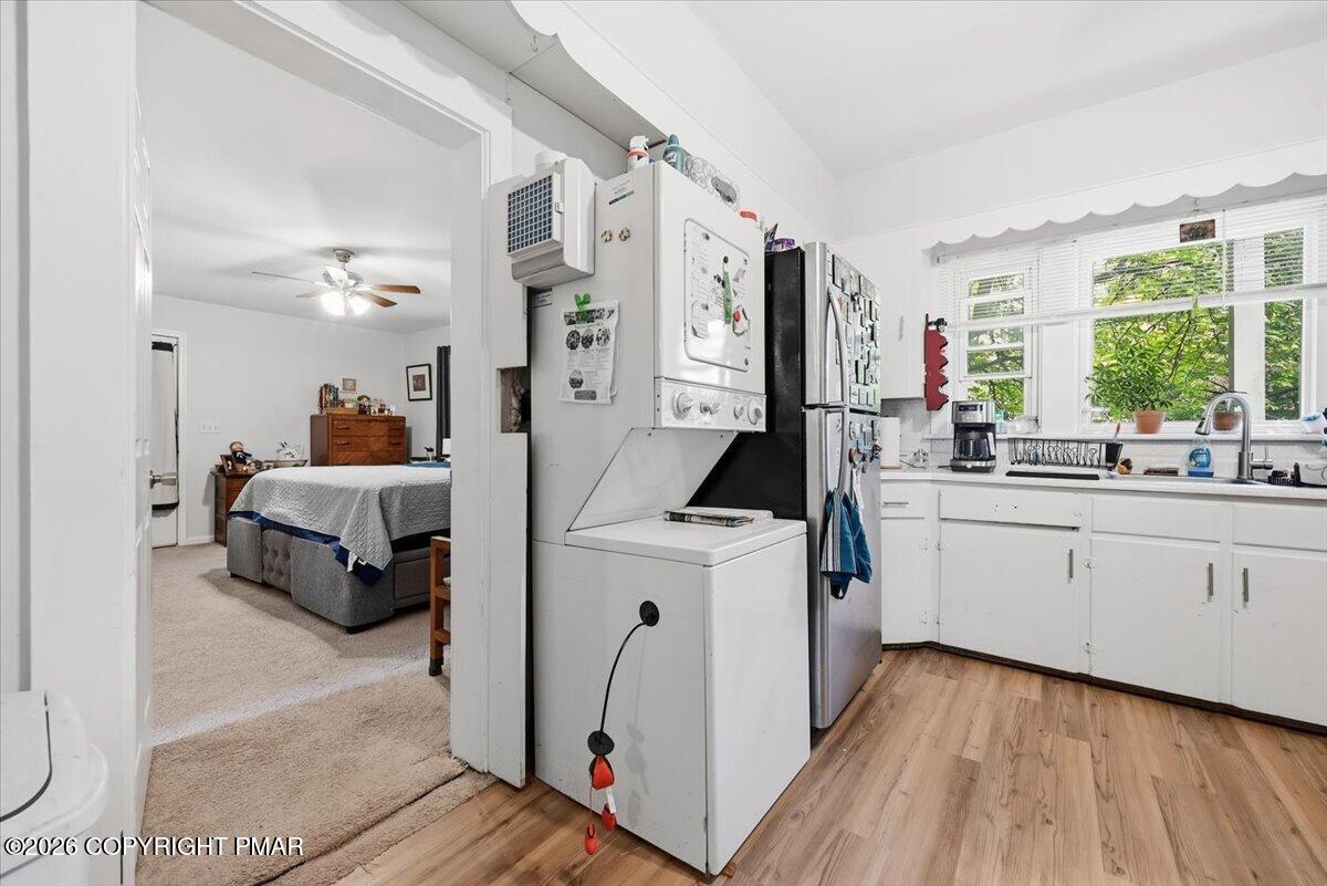 102 E Brown Street Property Photo 55