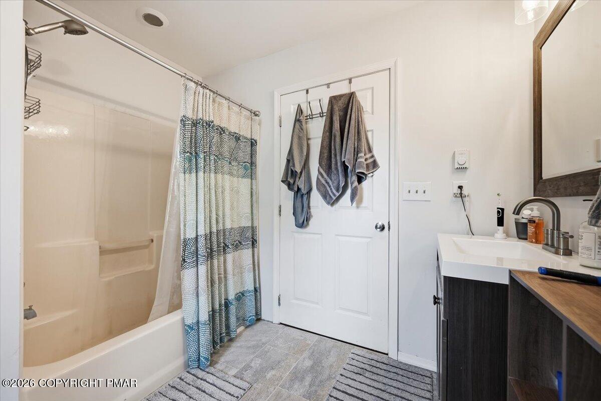 102 E Brown Street Property Photo 69