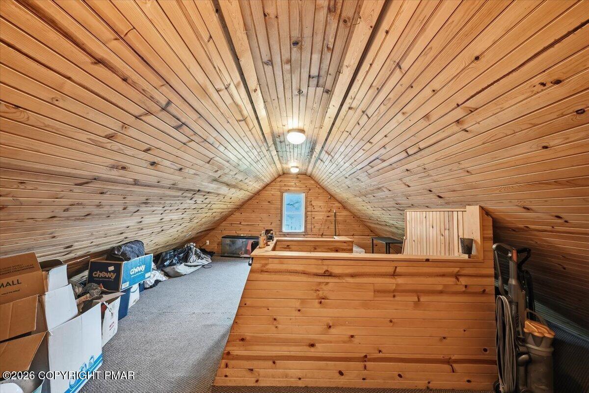 102 E Brown Street Property Photo 82