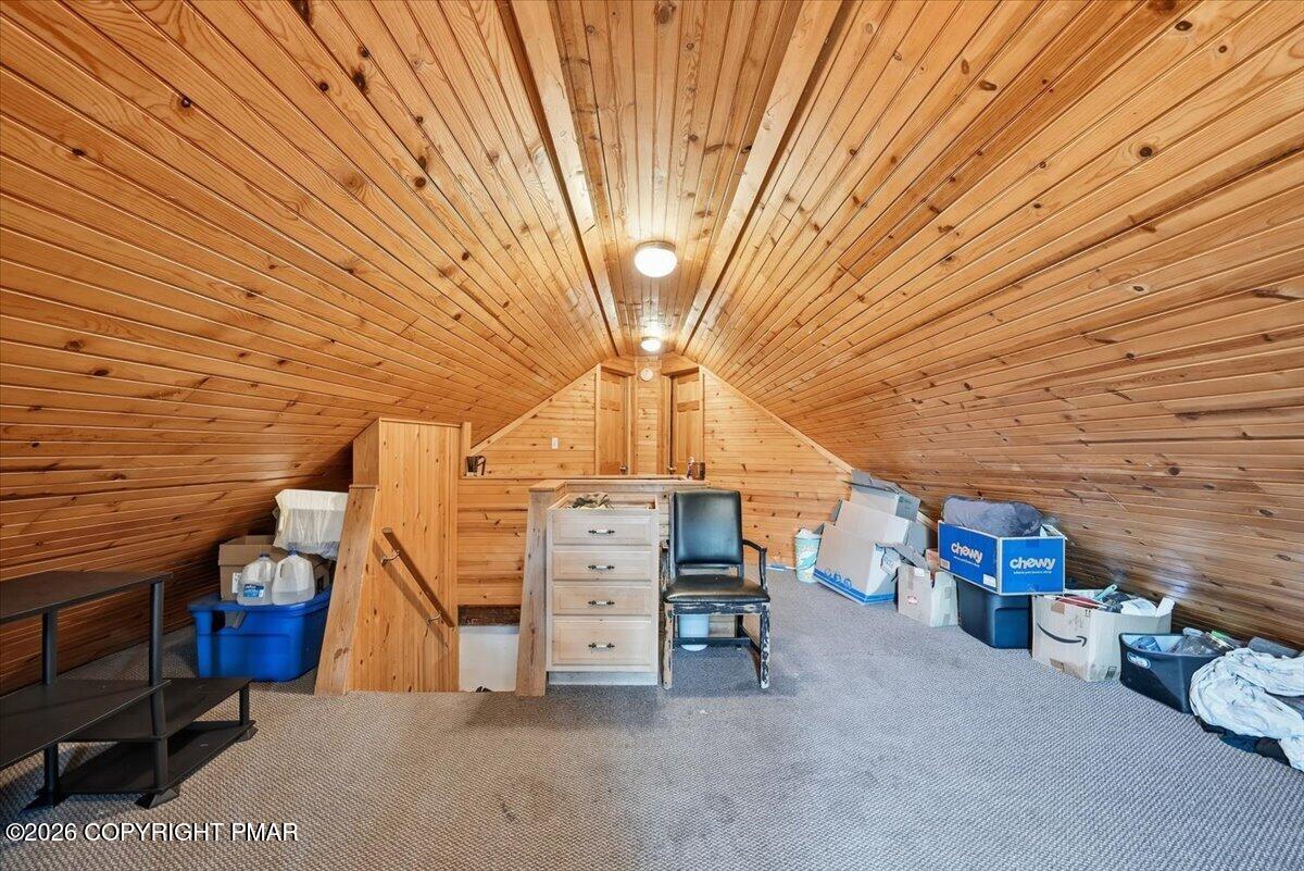 102 E Brown Street Property Photo 83