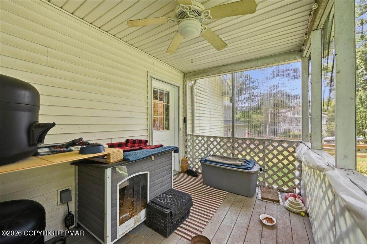 102 E Brown Street Property Photo 93