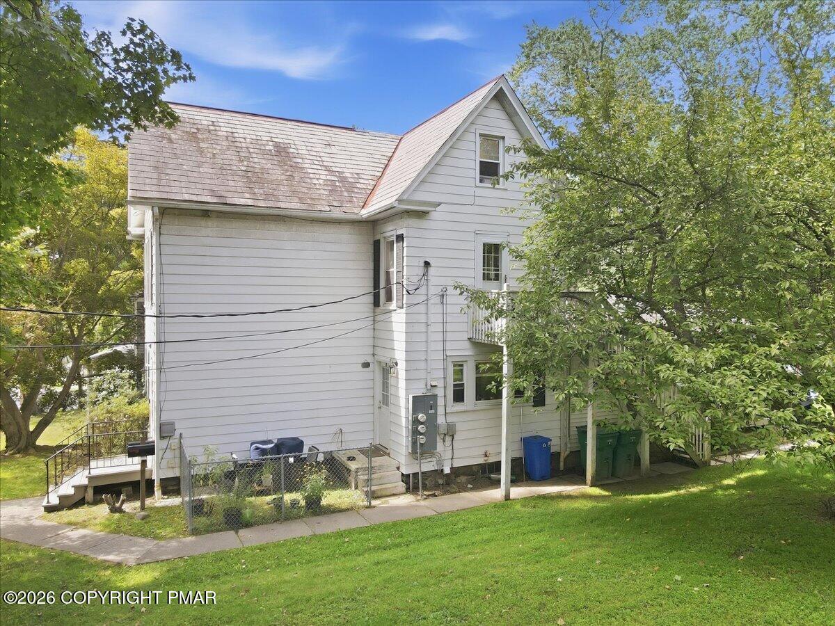 102 E Brown Street Property Photo 99