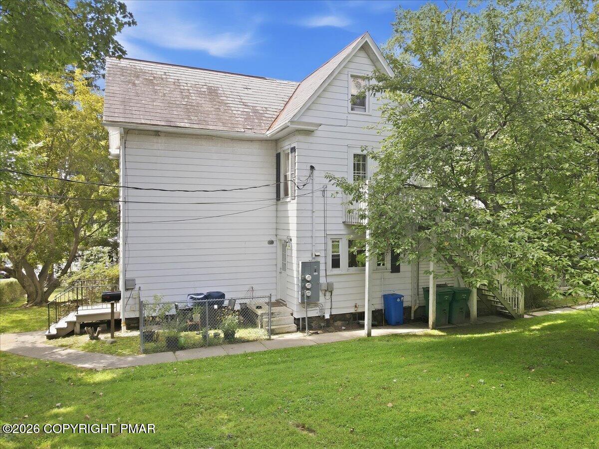 102 E Brown Street Property Photo 100