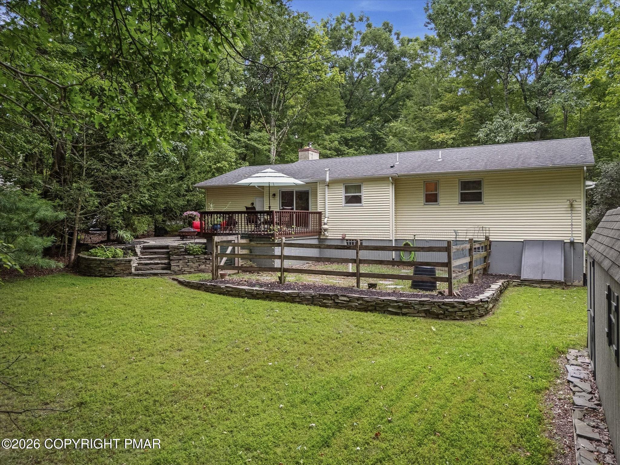 149 Pine Hollow Road Property Photo 5