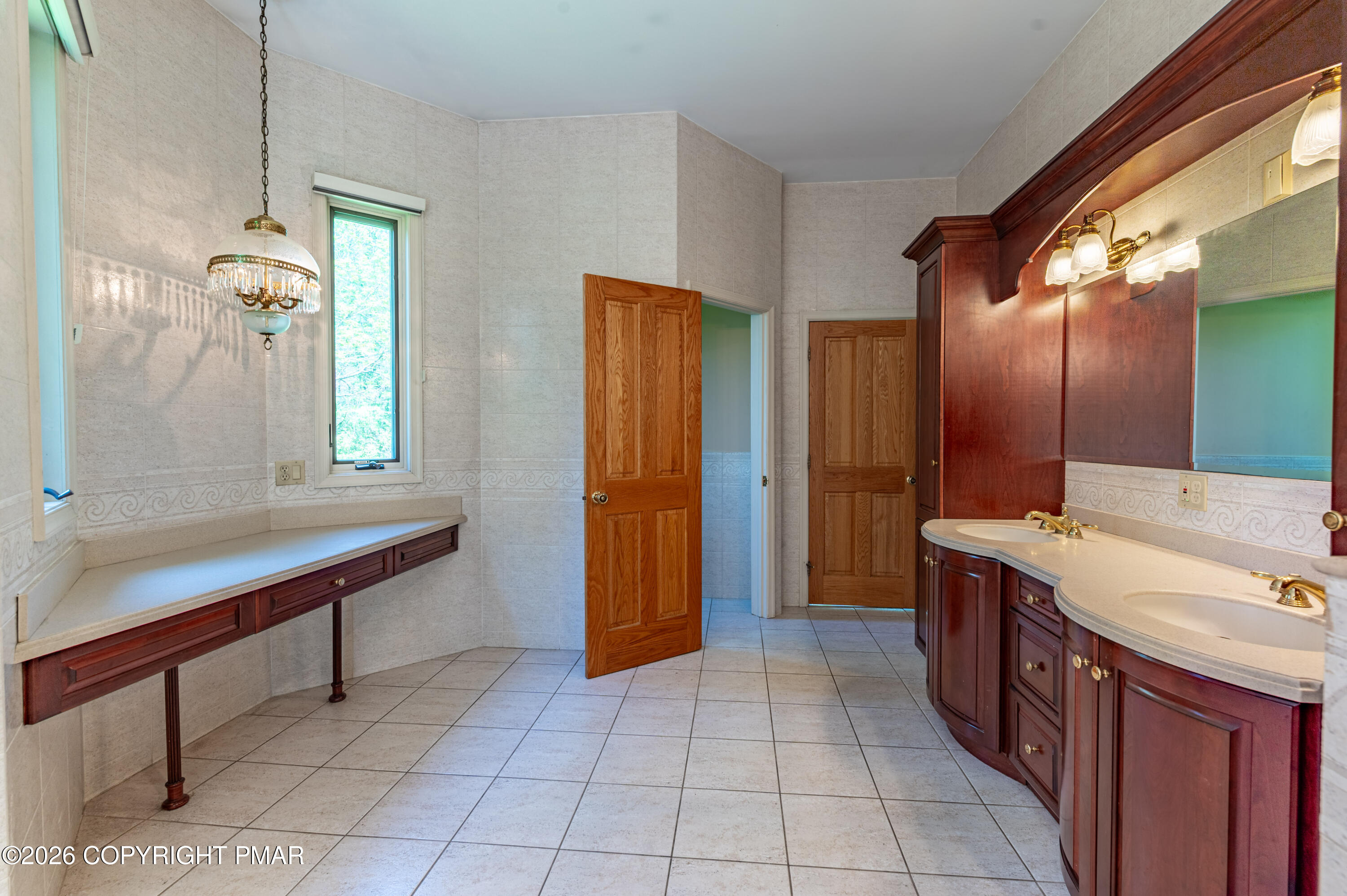 441 Hidden Lake Drive Property Photo 36