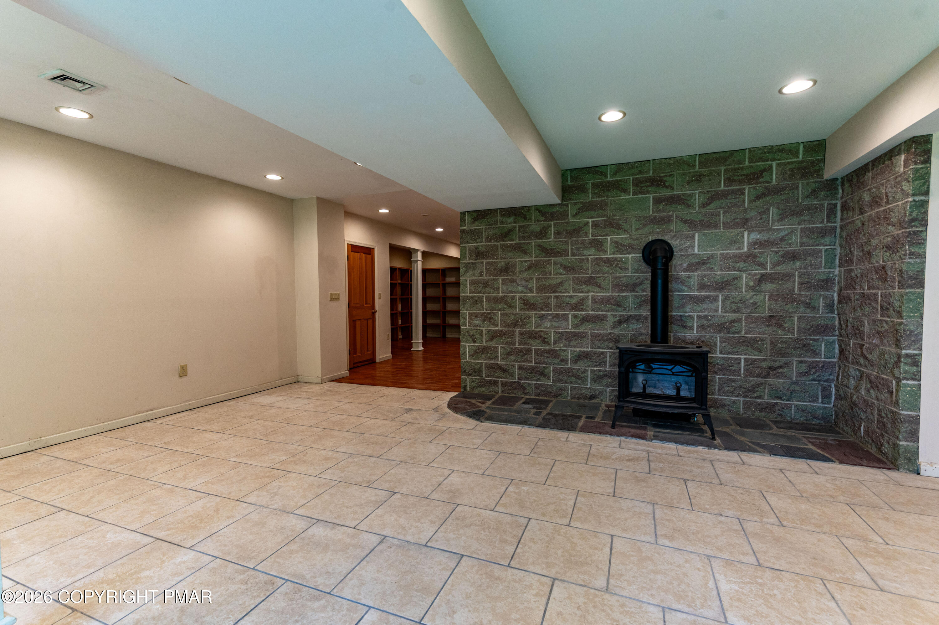441 Hidden Lake Drive Property Photo 79